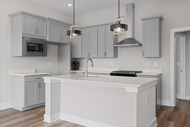 825 Burnside Place, Chattanooga, TN 37408