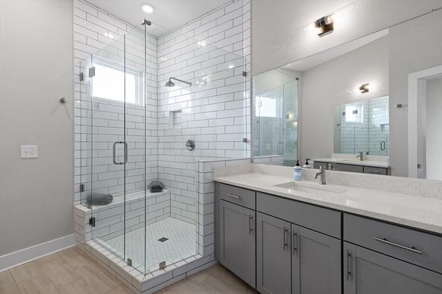 825 Burnside Place, Chattanooga, TN 37408