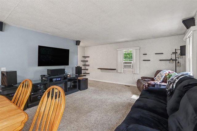 217 Evelyn Avenue, Kalamazoo, MI 49001