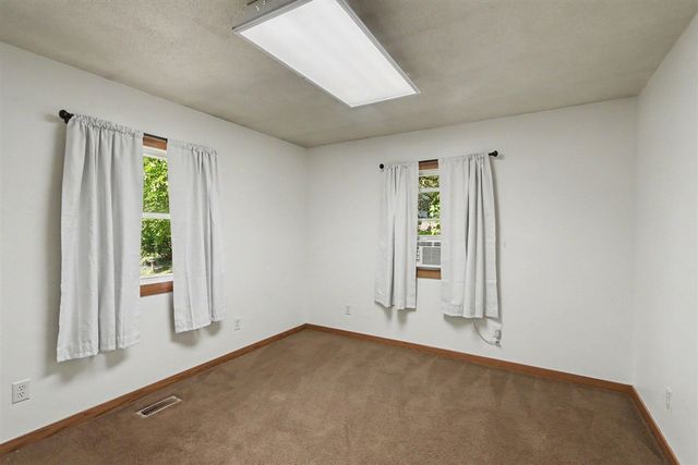 217 Evelyn Avenue, Kalamazoo, MI 49001