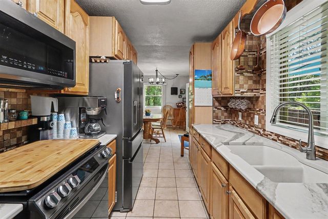 217 Evelyn Avenue, Kalamazoo, MI 49001
