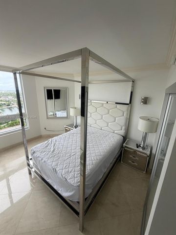 6365 Collins Avenue 1707, Miami Beach, FL 33141