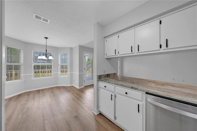 8680 Dutchman Woods Drive, Mobile, AL 36695