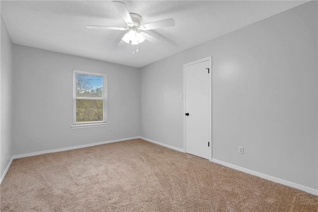 8680 Dutchman Woods Drive, Mobile, AL 36695