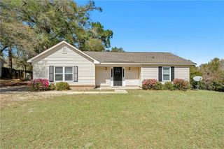 8680 Dutchman Woods Drive, Mobile, AL 36695