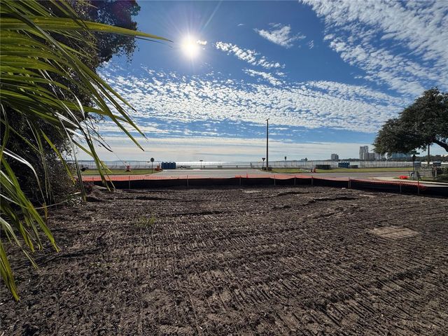 2715 BAYSHORE BOULEVARD, Tampa, FL 33629