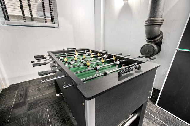 5858 N SHERIDAN Road 307, Chicago, IL 60660