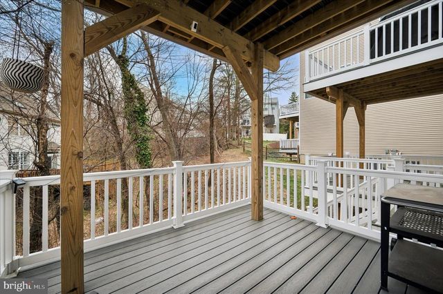 6715 CINNAMINSON CT, Philadelphia, PA 19128