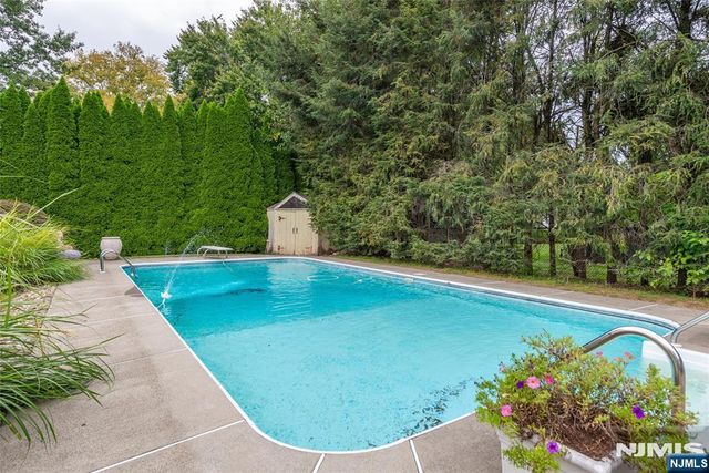 9 Terrace Road, Wayne, NJ 07470