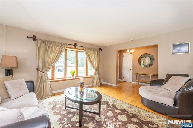 9 Terrace Road, Wayne, NJ 07470