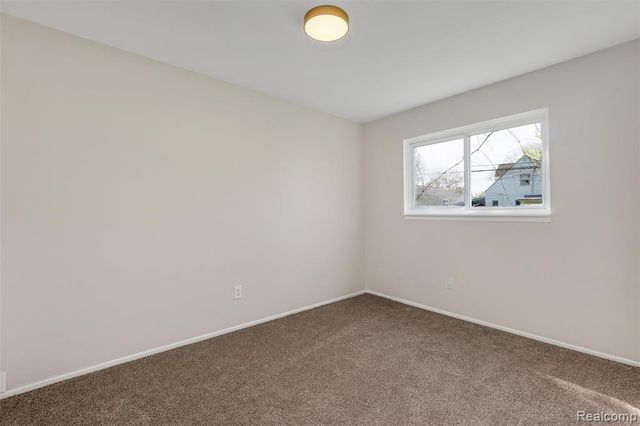 8694 Maxwell Avenue, Warren, MI 48089