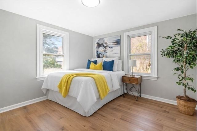 734 W Hollis St, Nashua, NH 03062