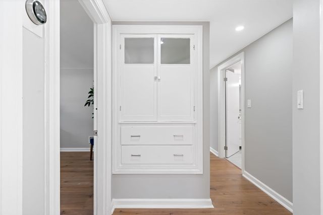 734 W Hollis St, Nashua, NH 03062