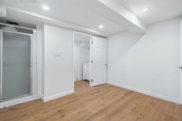 734 W Hollis St, Nashua, NH 03062