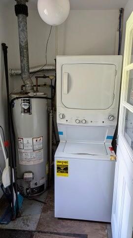 717 Royce Avenue, Kalamazoo City, MI 49001