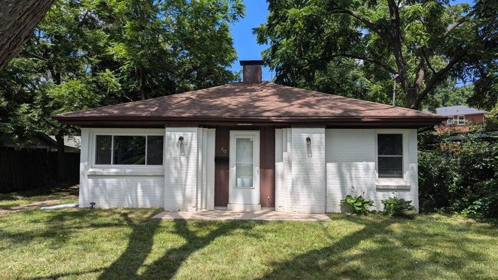 717 Royce Avenue, Kalamazoo City, MI 49001