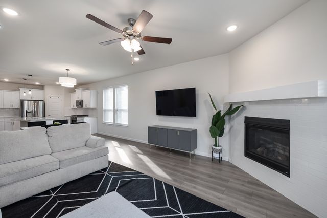 538 Cherry Hills Road, Red Oak, TX 75154