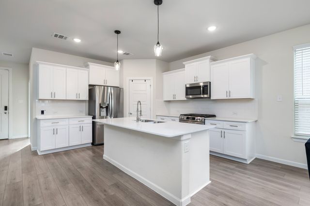 538 Cherry Hills Road, Red Oak, TX 75154