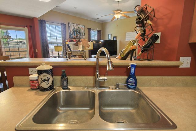 5805 VERO WAY, Columbia, MO 65201