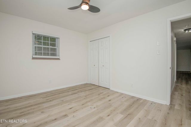 817 W Ridgecrest Drive, Kingston, TN 37763