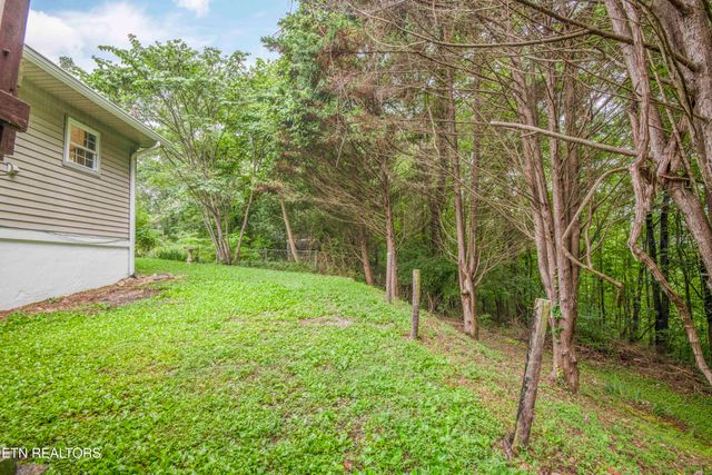 817 W Ridgecrest Drive, Kingston, TN 37763