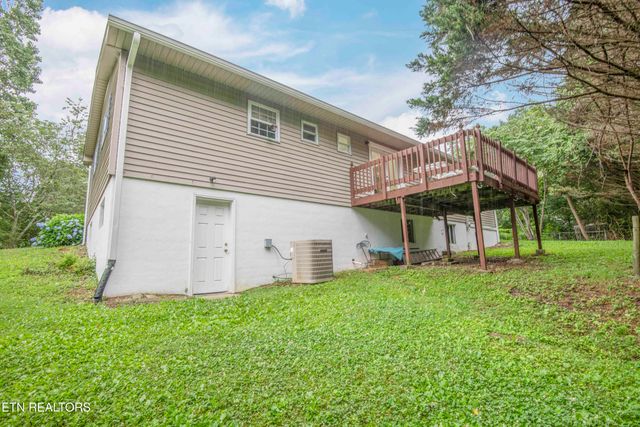 817 W Ridgecrest Drive, Kingston, TN 37763