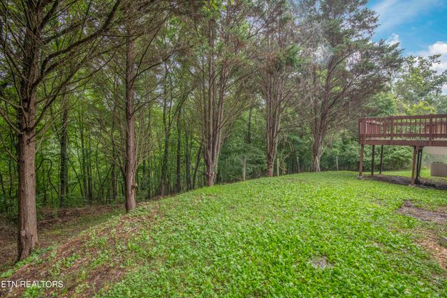 817 W Ridgecrest Drive, Kingston, TN 37763