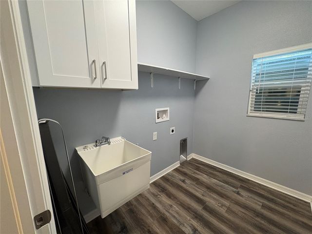 5575 113TH STREET, Seminole, FL 33772
