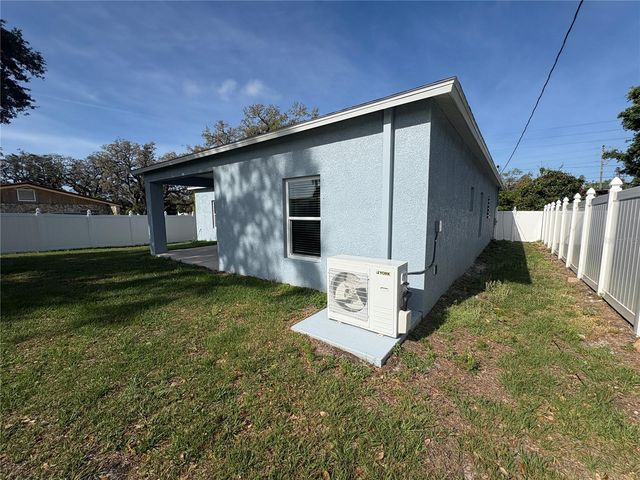 5575 113TH STREET, Seminole, FL 33772