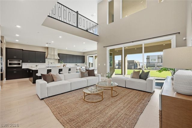 290 Natoire Court, Henderson, NV 89012