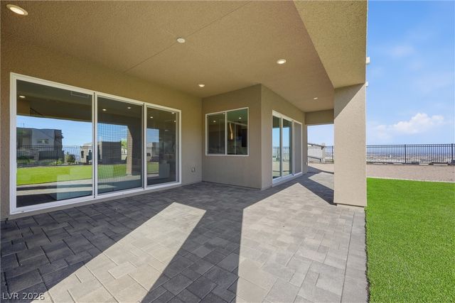 290 Natoire Court, Henderson, NV 89012