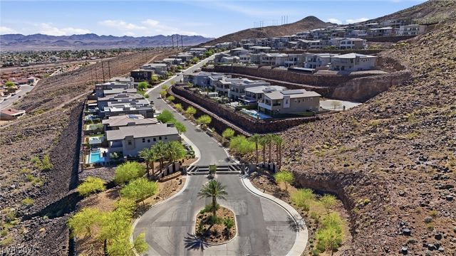 290 Natoire Court, Henderson, NV 89012