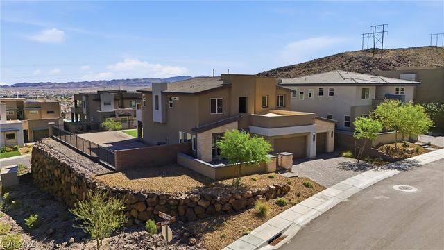 290 Natoire Court, Henderson, NV 89012