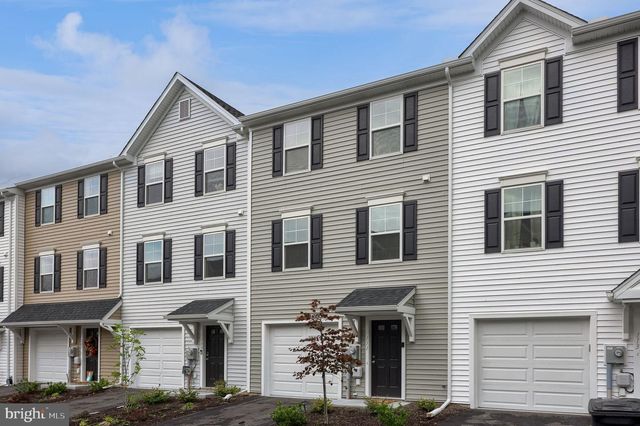111 KUECHLER CT, Reading, PA 19606