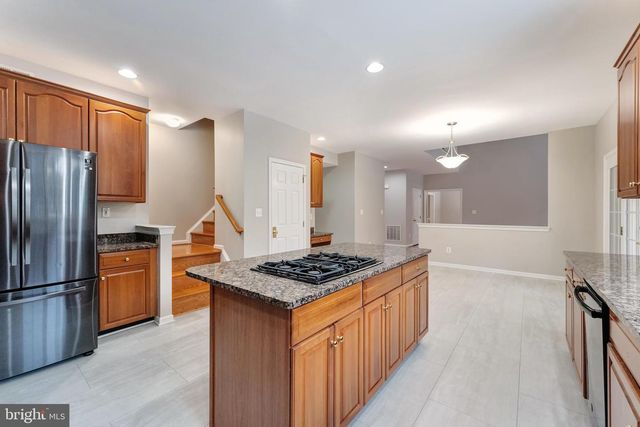 2859 CHERRY BRANCH LN, Herndon, VA 20171