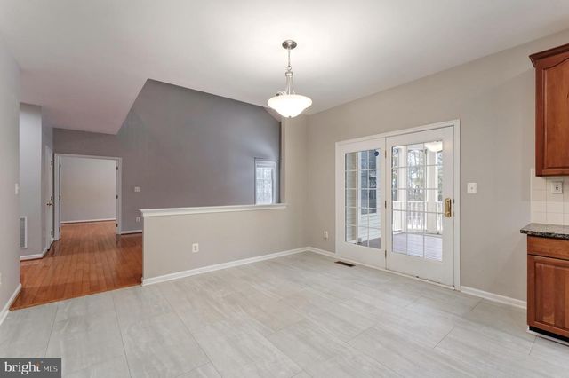 2859 CHERRY BRANCH LN, Herndon, VA 20171