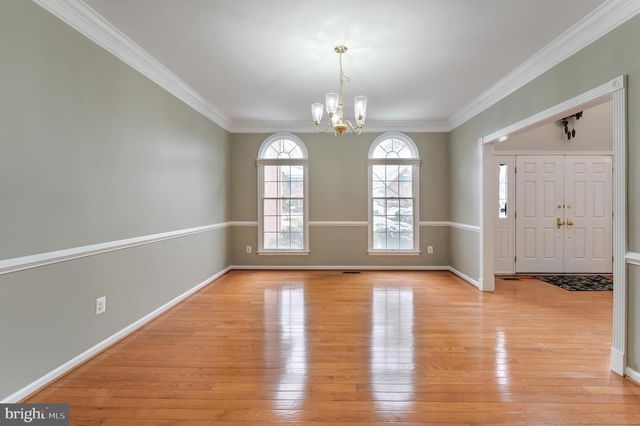 2859 CHERRY BRANCH LN, Herndon, VA 20171