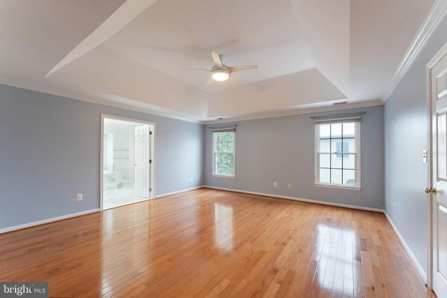 2859 CHERRY BRANCH LN, Herndon, VA 20171