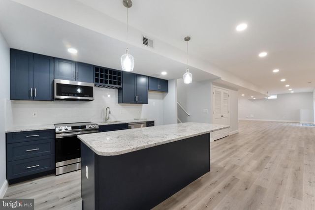 2859 CHERRY BRANCH LN, Herndon, VA 20171