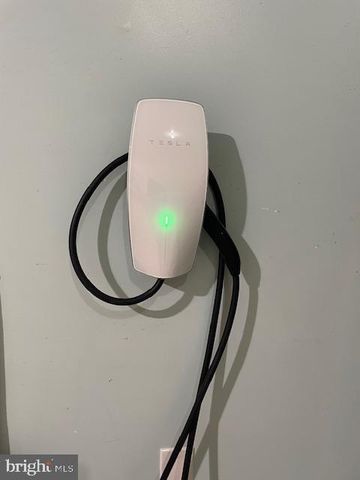 2859 CHERRY BRANCH LN, Herndon, VA 20171