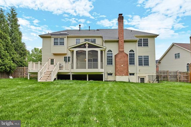 2859 CHERRY BRANCH LN, Herndon, VA 20171