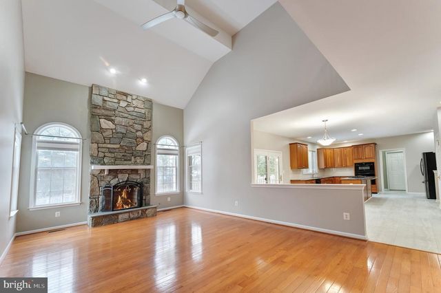 2859 CHERRY BRANCH LN, Herndon, VA 20171