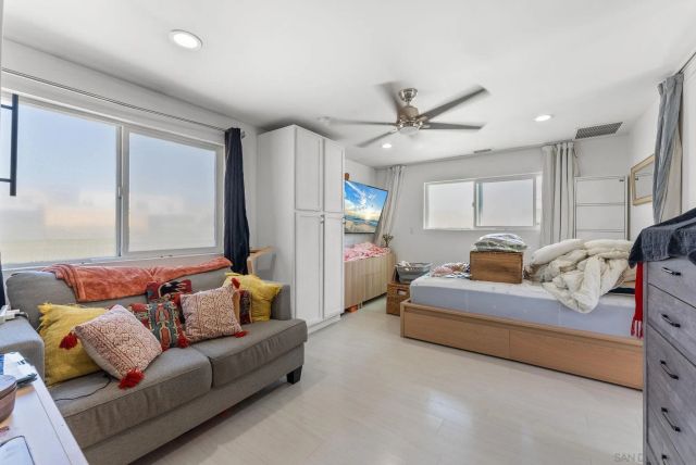 829 11th St, Imperial Beach, CA 91932