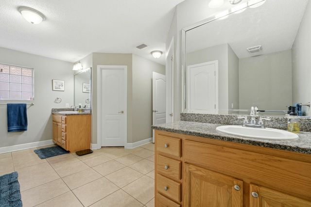 1635 Woodlawn Way, Gulf Breeze, FL 32563