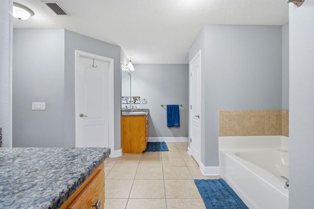 1635 Woodlawn Way, Gulf Breeze, FL 32563