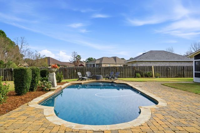 1635 Woodlawn Way, Gulf Breeze, FL 32563