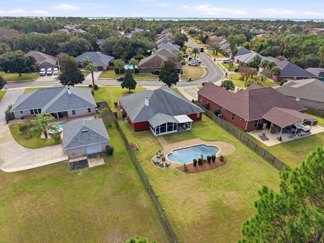 1635 Woodlawn Way, Gulf Breeze, FL 32563