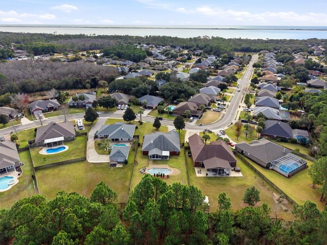 1635 Woodlawn Way, Gulf Breeze, FL 32563