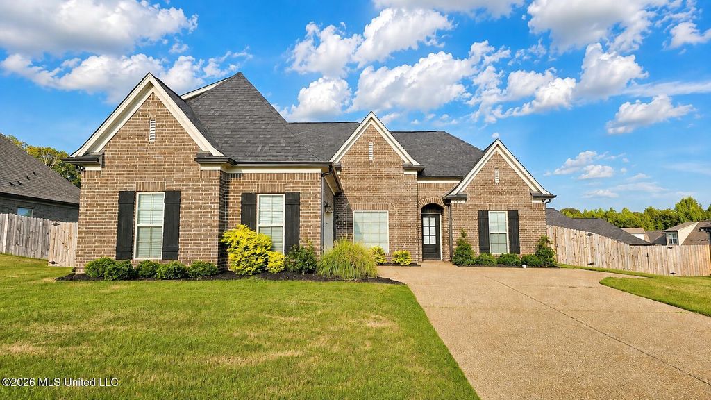 1932 Ava Drive, Nesbit, MS 38651 — photo 2