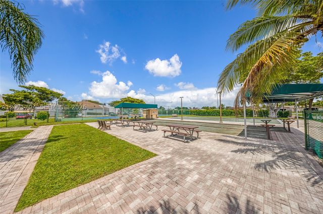 6750 Royal Palm Blvd 106E, Margate, FL 33063